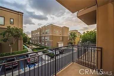 2271 Chaffee St — Photo 3