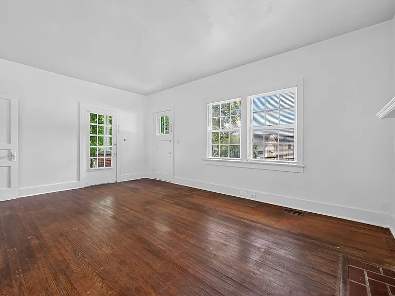 251 Forbes Ave — Photo 10