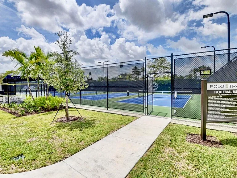 7879 Monarch Ct — Photo 67