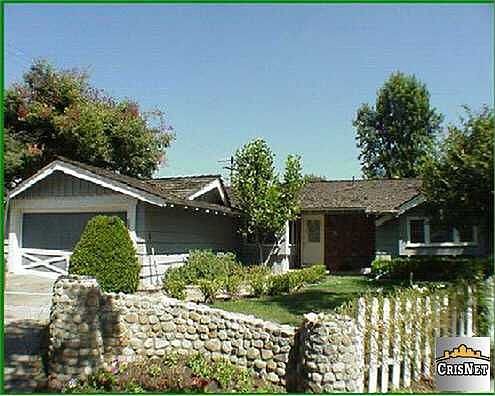 1st image of 23657 Tiara St