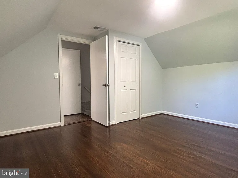 5702 Denfield Rd — Photo 20
