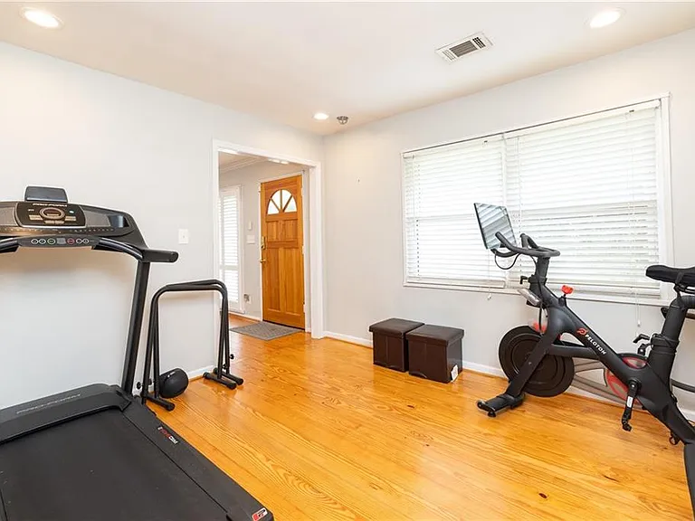 3071 Francine Dr — Photo 7