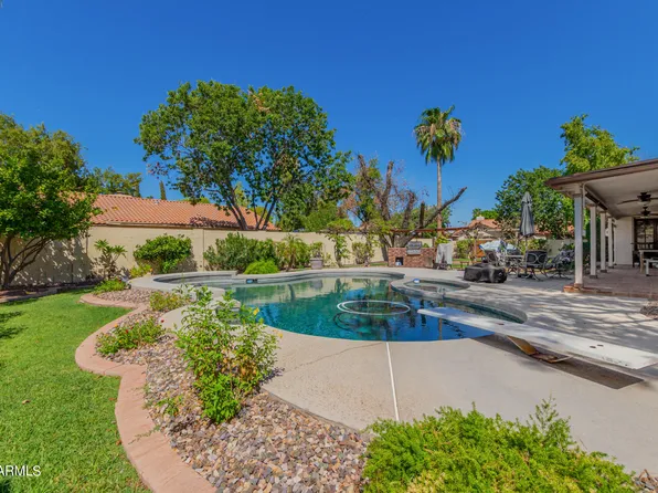 176 N HONEYSUCKLE Lane, Gilbert, AZ 85234