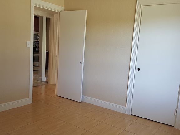 4th image of 16 N Oxalis Dr