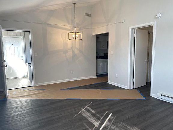 2nd image of 433 Janette Ave SW #5