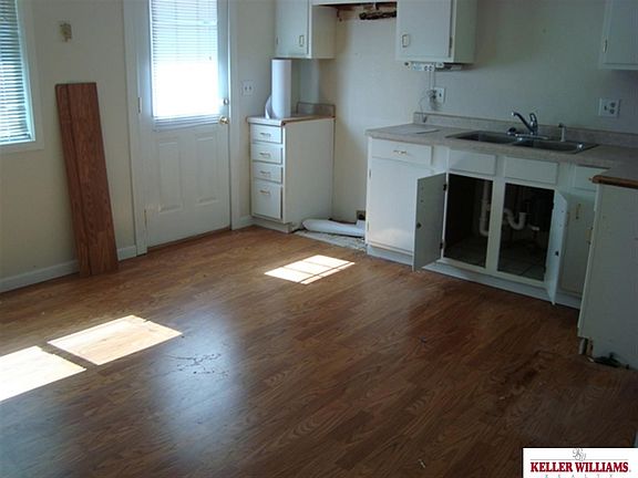 5th image of 29 Cedar Dr