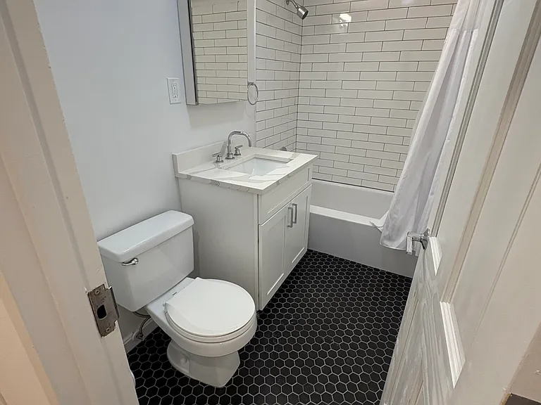521 Massachusetts Ave #5 — Photo 15