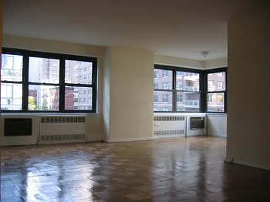 Rented by RMR Apartments LLC | media 2