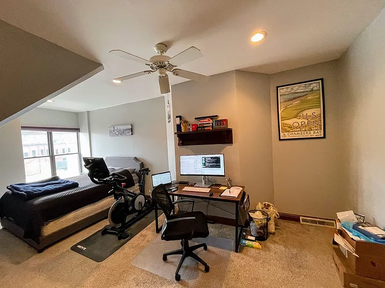 2325 Sidney St — Photo 15