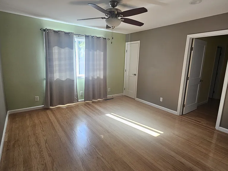 1137 W Knickerbocker Dr — Photo 26