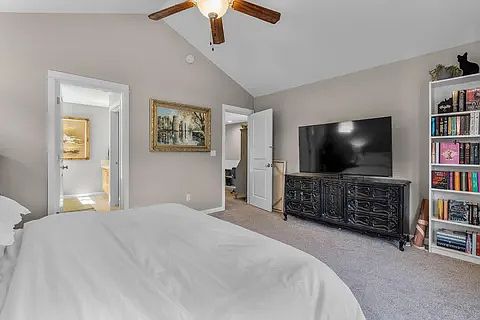 5th image of 63015 Woodbridge Pl