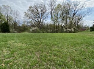 Ruby Ln, Huntingburg, IN 47542