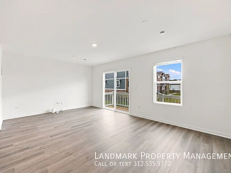 17389 Ulster Dr — Photo 23
