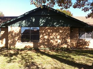 408 SW 20th St, Bentonville, AR 72712