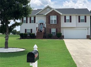 300 Lane Dr, Winder, GA 30680