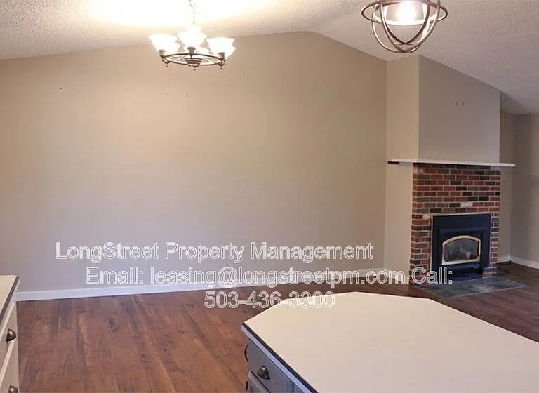 1692 SW Reed Pl — Photo 6