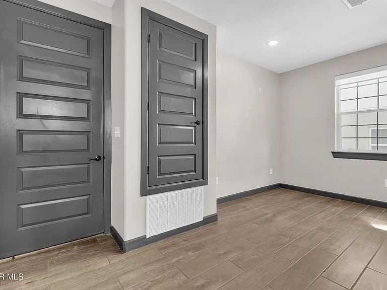 461 Vin Benicarlo Pl — Photo 44