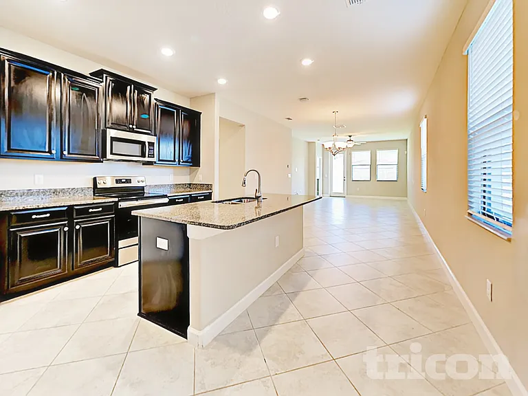 9735 Ivory Dr — Photo 34