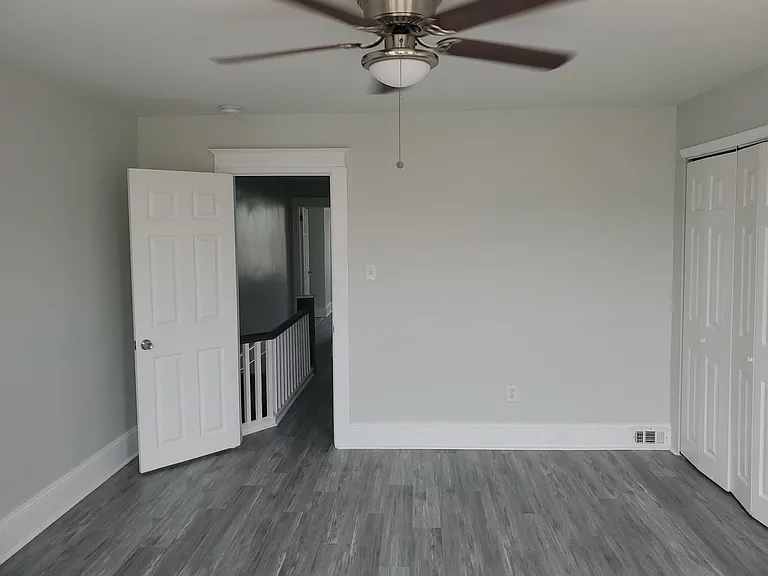 3050 Memphis St — Photo 5