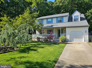 1202 Viking Dr N, Arnold, MD 21012