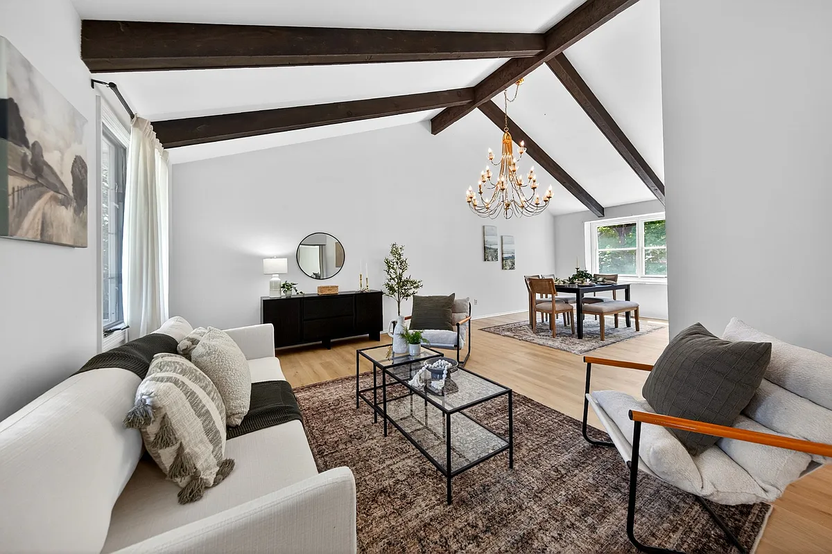 Building Photo - 2019 Cedarmill Dr
