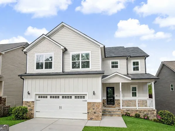 67 Seabiscuit Ct, Newnan, GA 30263