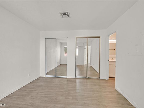 4th image of 3974 Bushnell Dr Unit 59