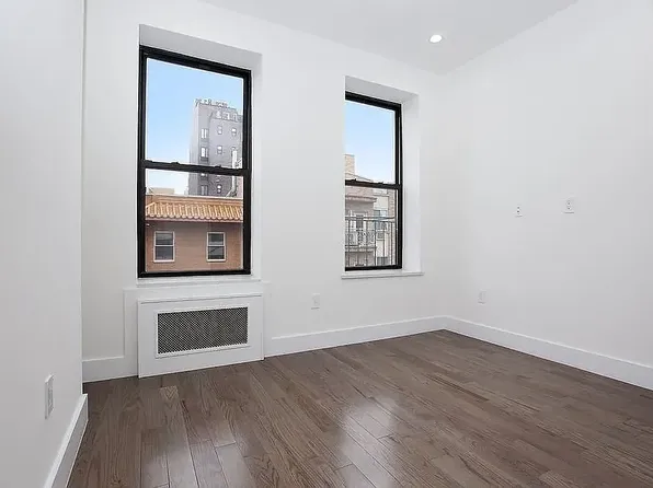 19 Eldridge St APT 12, New York, NY 10002
