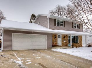 610 SE 11th St, Ankeny, IA 50021