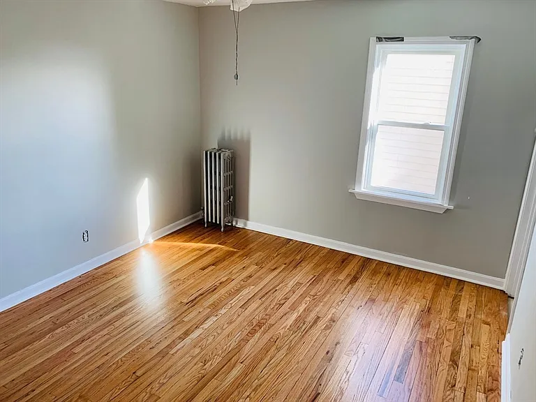 10 Chapman St #1 — Photo 4