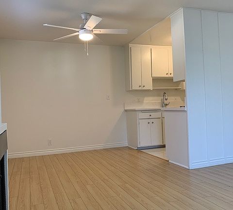 4th image of 1901 Manning Ave