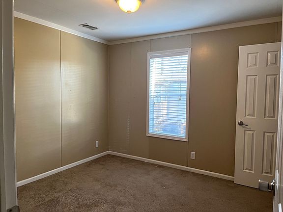 4th image of 3070 Suni Pines Blvd
