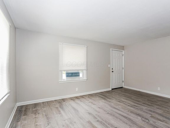 4th image of 2424 Renwood Pl