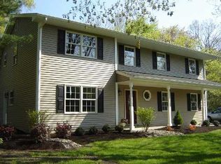 5 Minor Ct, West Nyack, NY 10994