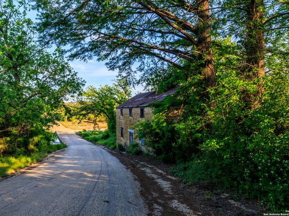 2937 Langes Mill Road, Doss, TX 78618