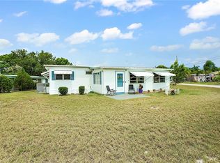 1505 Pleasant St, Tavares, FL 32778