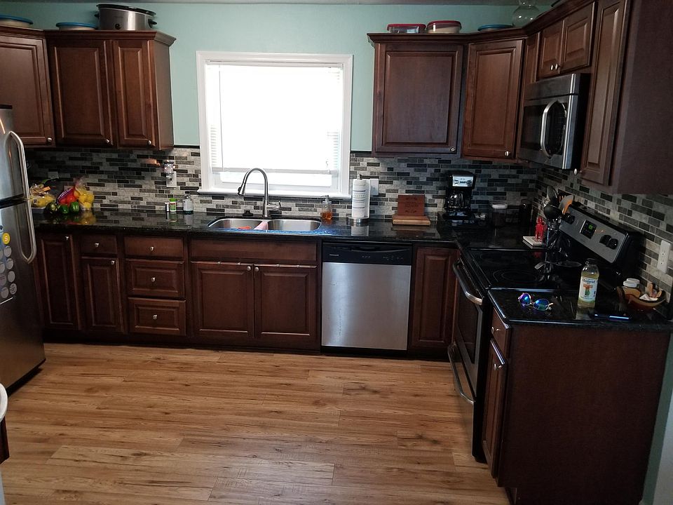 Newly renovated kitchen!