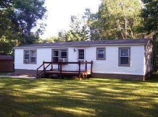 21 Riverside Dr, Raymond, NH 03077