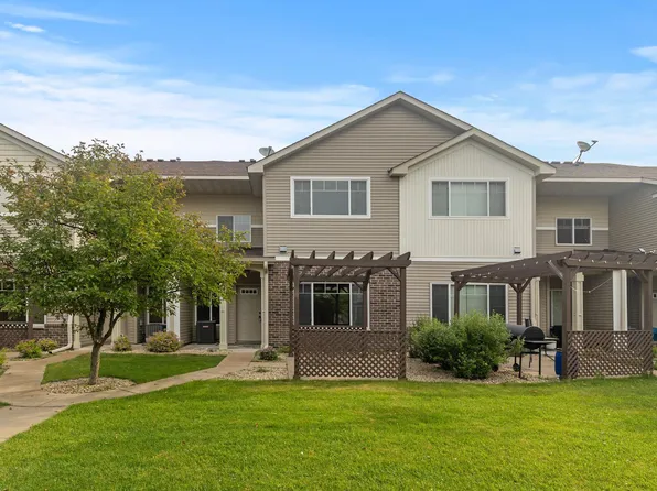 174 Shetland Ln, Lino Lakes, MN 55014