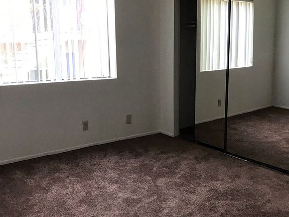 3rd image of 11936 Venice Blvd APT 1