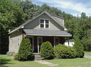 104 North St, Agawam, MA 01001