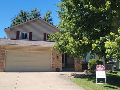702 S Taylor Cir, Papillion, NE, 68046
