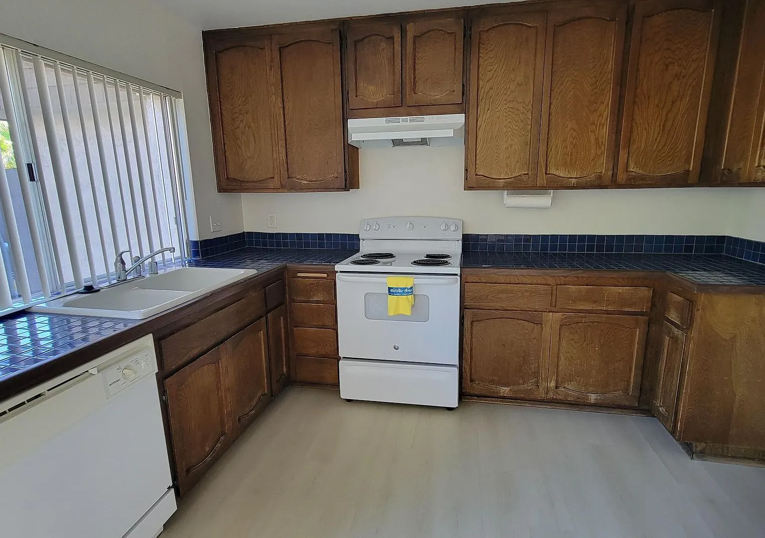 3-Bedroom Oceanside Condo Just 6 Miles from the Beach! — Photo 2