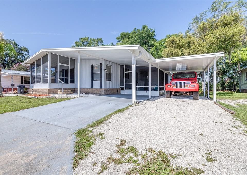 1st image of 17 WOODLAND CIRCLE