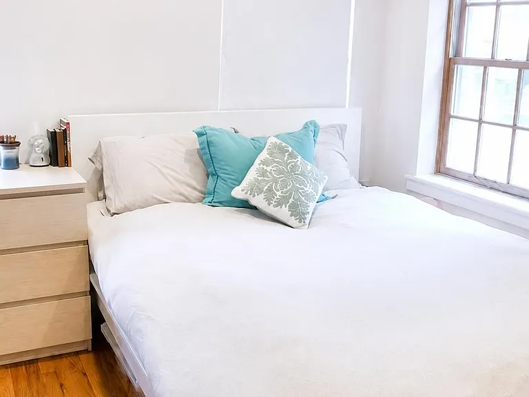 133 Grand St #1 — Photo 5