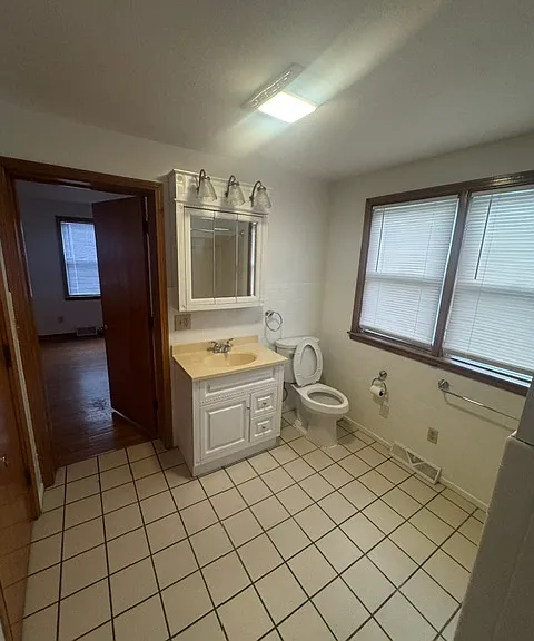 Main Floor Bathroom