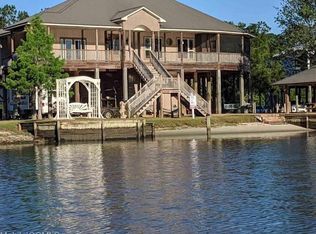 15166 River Rd, Fairhope, AL 36532