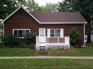 104 S Damascus St, Liberty Center, OH 43532
