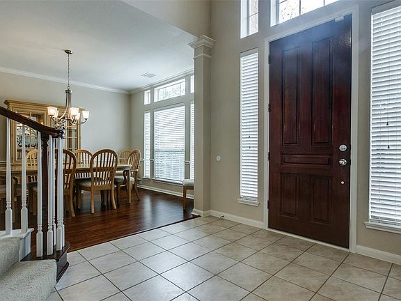 3rd image of 3612 Acton Dr