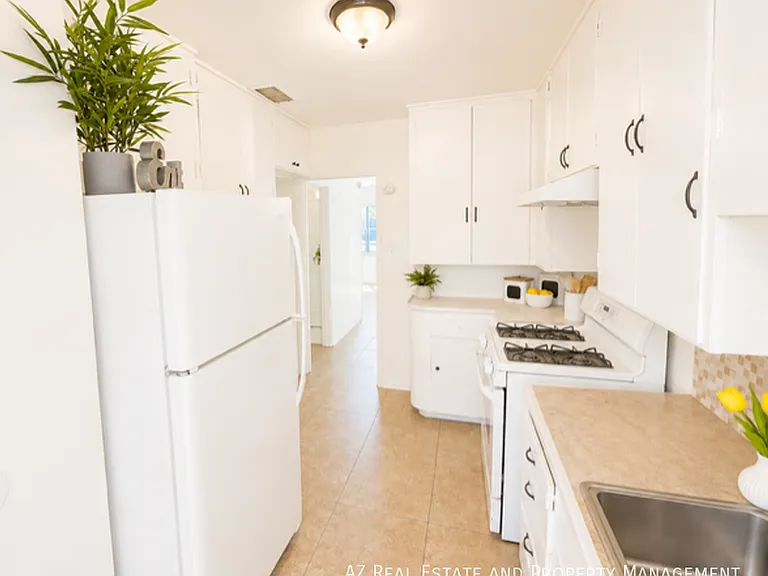 1507 N 15th Ave — Photo 14